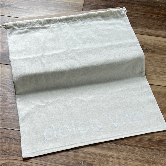 Dolce Vita White Satin Pearl Heels - Size 7 - Picture 8 of 9